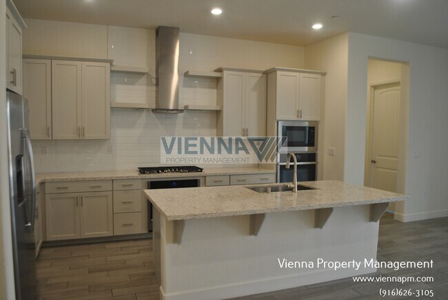 Foto del edificio - 2128 Somers St