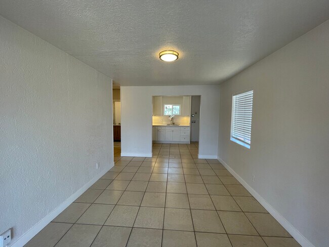 Building Photo - 2771 Logan Ave