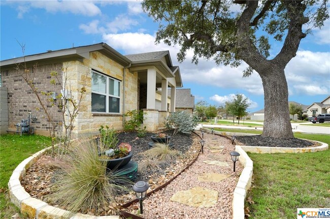 Building Photo - 1186 Thicket Ln