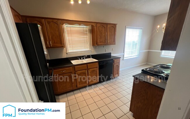 Building Photo - 8733 Clear Sky Path