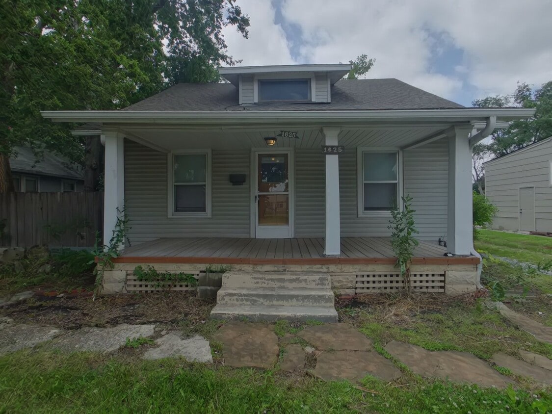 Foto principal - 1625 S Hydraulic Ave