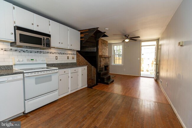 Foto del edificio - 640 Dover St