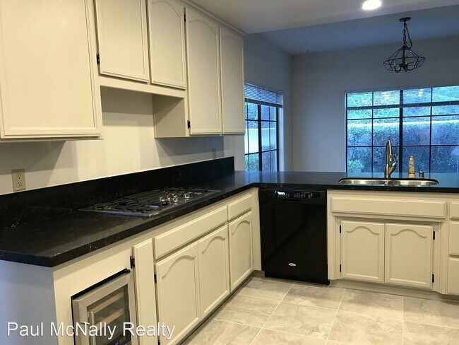 Foto del edificio - 4 br, 2.5 bath House - 3674 Valley Road