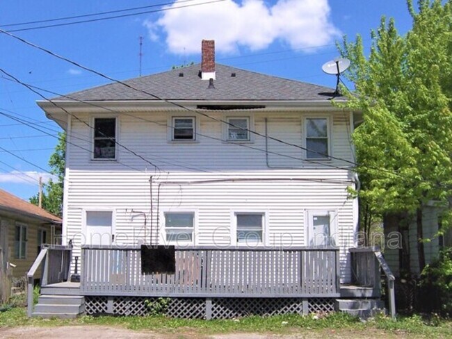 Building Photo - 1817 Southeastern Ave