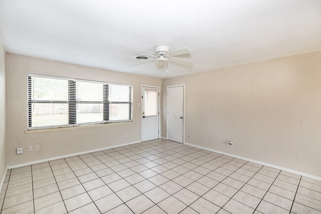 Foto del edificio - Lubbock Northwest Corridor