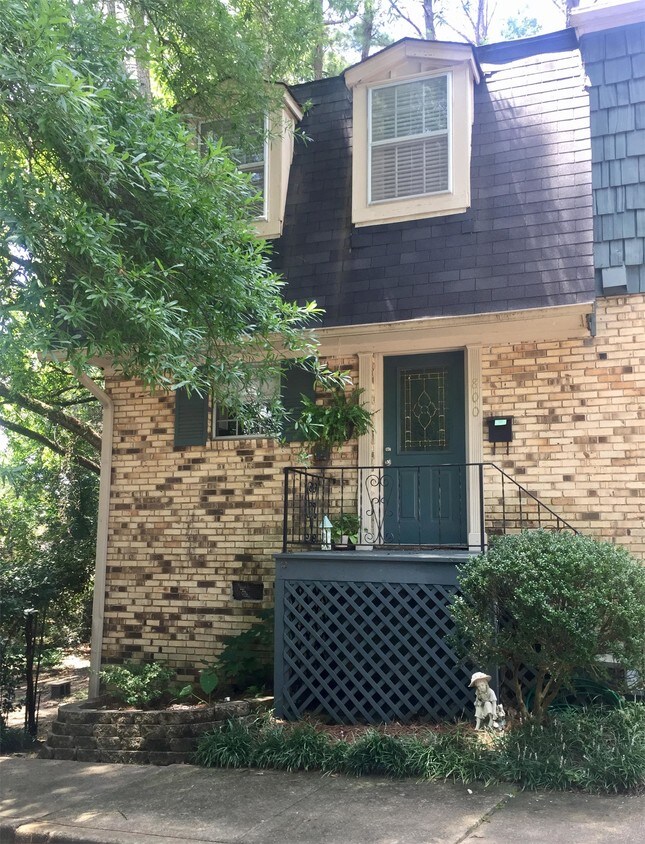 Primary Photo - 800 Vestavia Villa Ct
