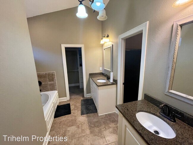 Building Photo - 3 br, 2 bath House - 3045 Windwood Cir