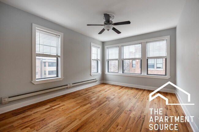 Foto del edificio - 4407 N Wolcott Ave