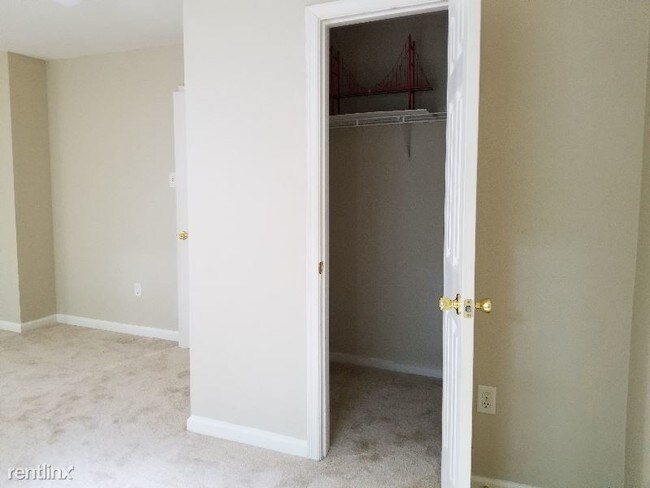 Foto del edificio - 3 br, 3 bath Townhome - 8156 Casey Court