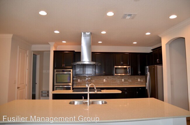 Foto del edificio - 6 br, 5.5 bath House - 5205 Waterside Vist...