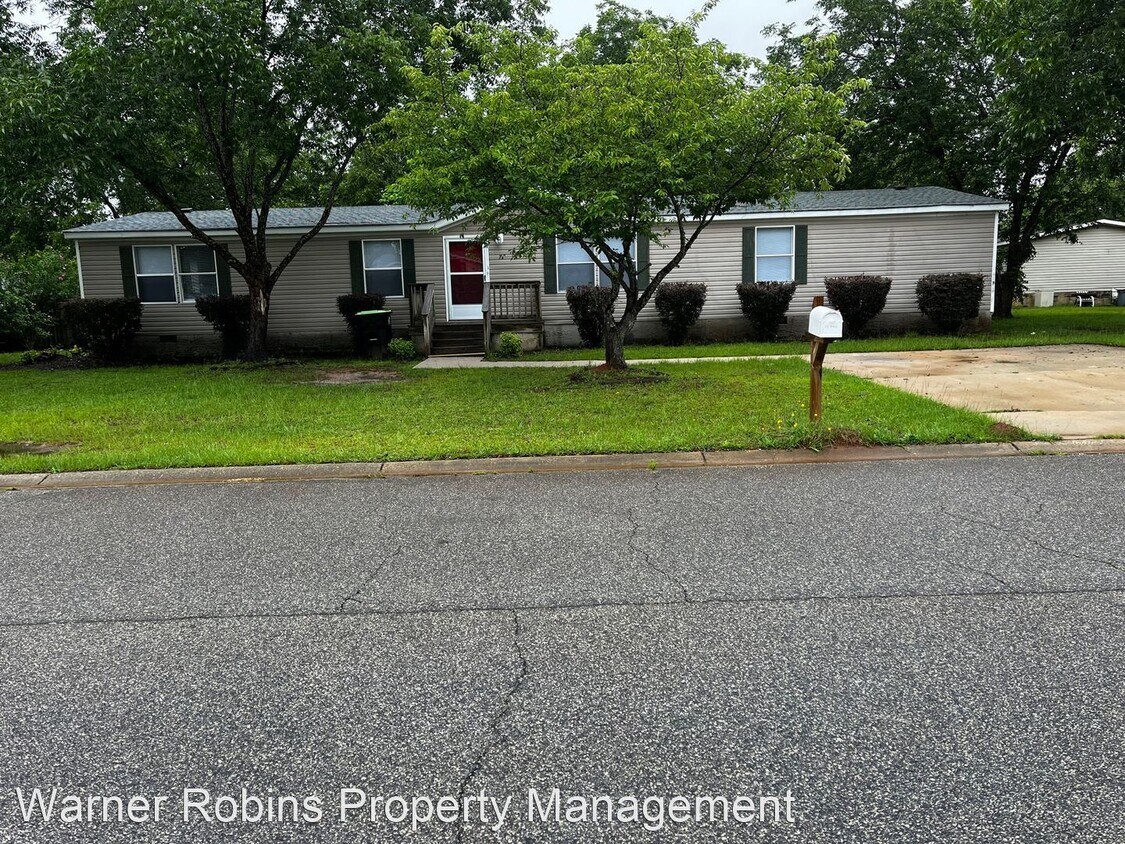 Primary Photo - 4 br, 2 bath House - Richmond Hill Pkwy 600
