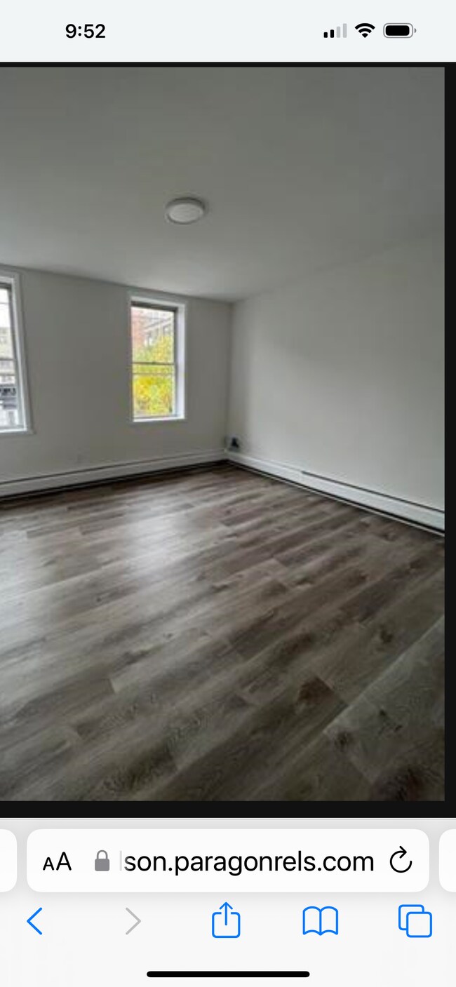 Foto del edificio - 520 Adams St