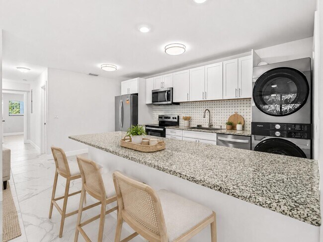 Foto del edificio - 240 SW 7th St