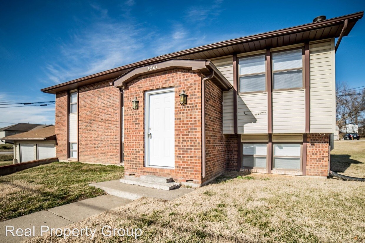 Foto principal - 3201 Elm Grove Dr