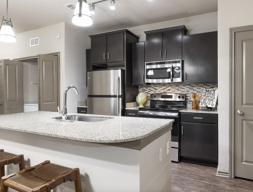 13321 1/2 Legendary Dr Unit 1093, Austin, TX 78727 - Condo for Rent in ...