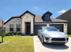 Building Photo - 615 Tribble Dr