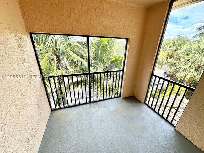 Building Photo - 2807 Veronia Dr