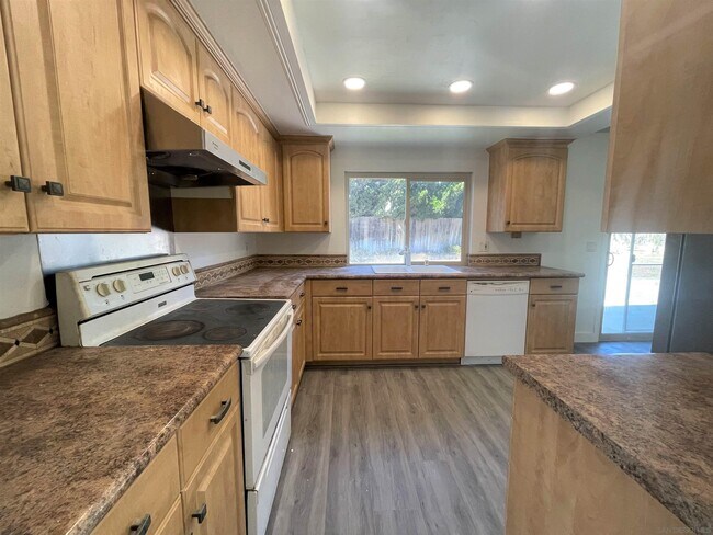 Building Photo - 7955 Represa Cir