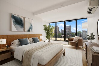 Building Photo - Hudson 44