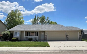 Building Photo - 2521 W Santa Clara Dr