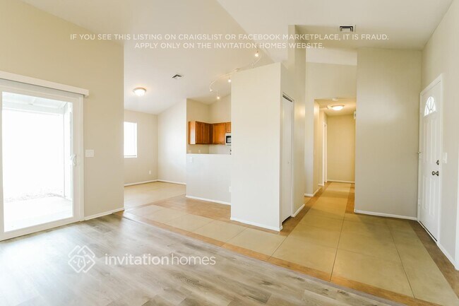 Foto del edificio - 6340 W Grandview Rd
