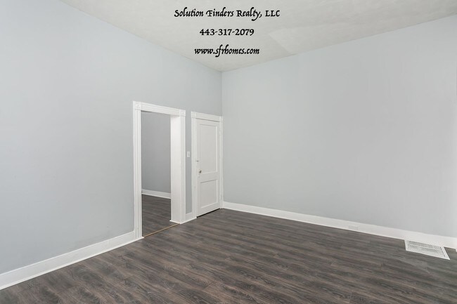 Foto del edificio - 2740 Parkwood Ave