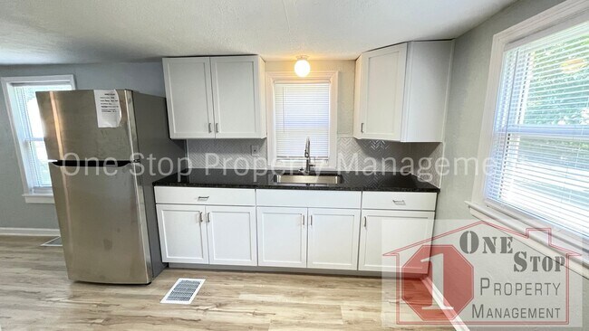 Foto del edificio - Beautiful 1 Bedroom 1 Bath Apartment in Gr...