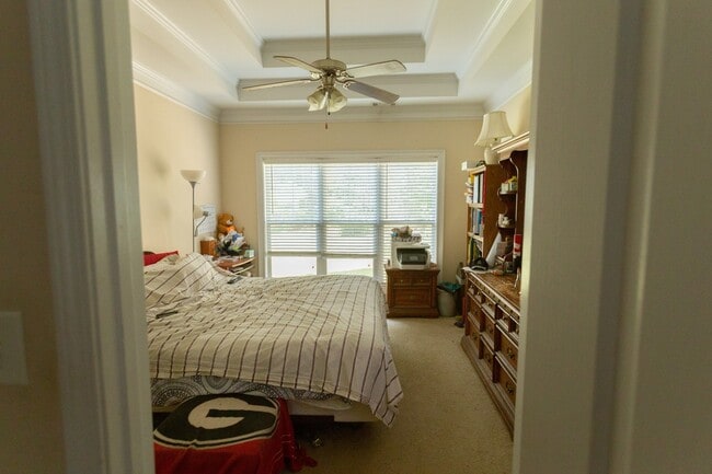 Building Photo - Single family home on west side of Athens!