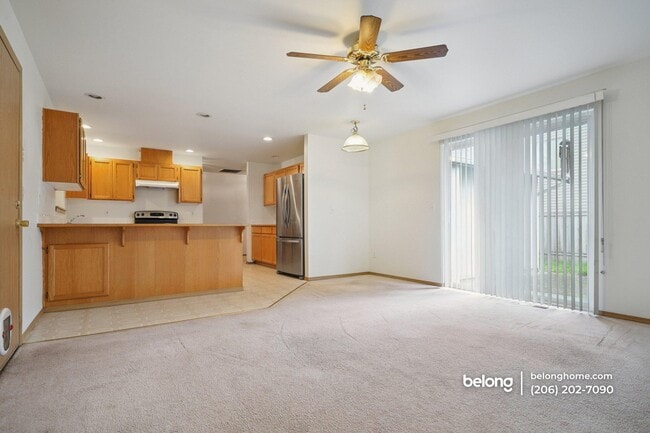 Building Photo - 15121 182nd Ave SE