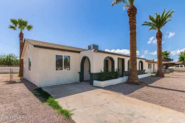 Building Photo - 4013 W Nancy Ln