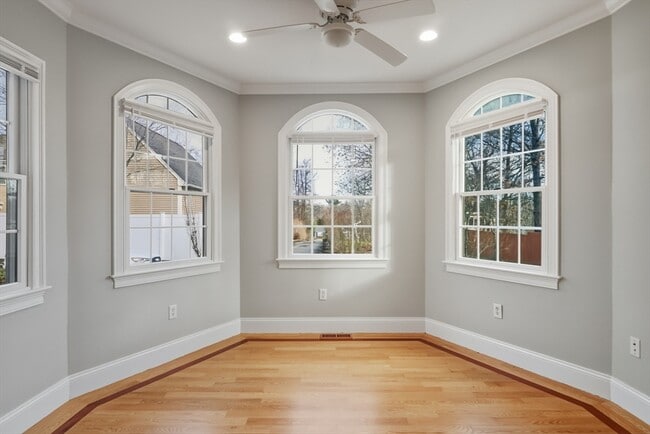 Building Photo - 1327 Liberty St