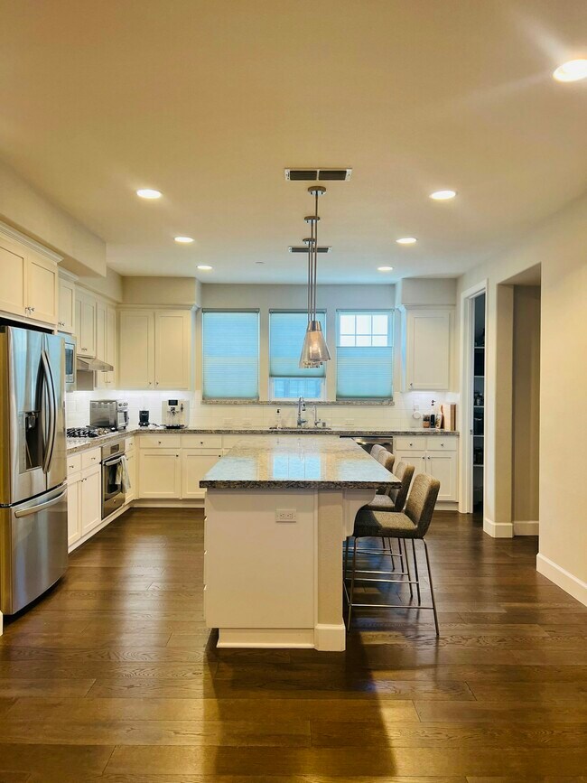 Foto del edificio - 1494 Arcangel Ter