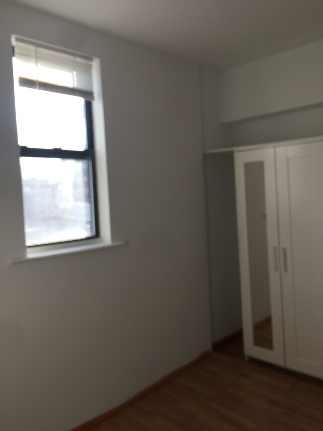 Building Photo - 378 McGuinness Blvd