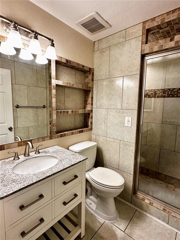 Building Photo - 8225 Pin Oak Ave