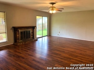 Building Photo - 11205 Champion Oak