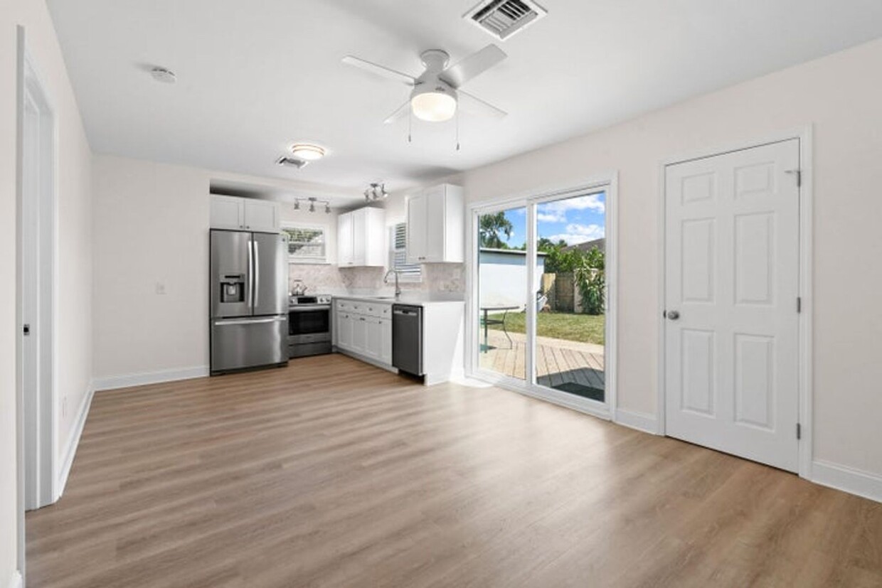 Primary Photo - 1898 Holman Drive, North Palm Beach, FL 33408