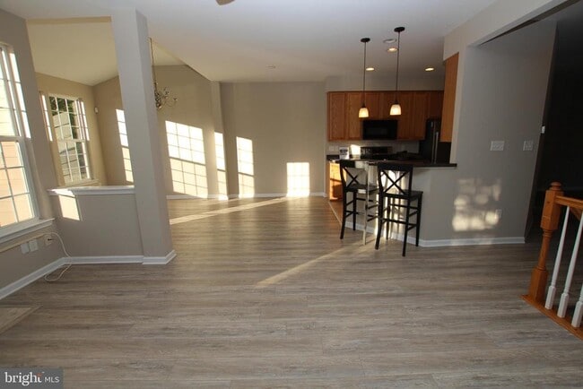 Foto del edificio - 10023 Iron Pointe Dr