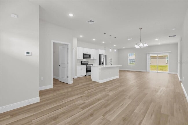 Building Photo - 3935 SW 151st Pl