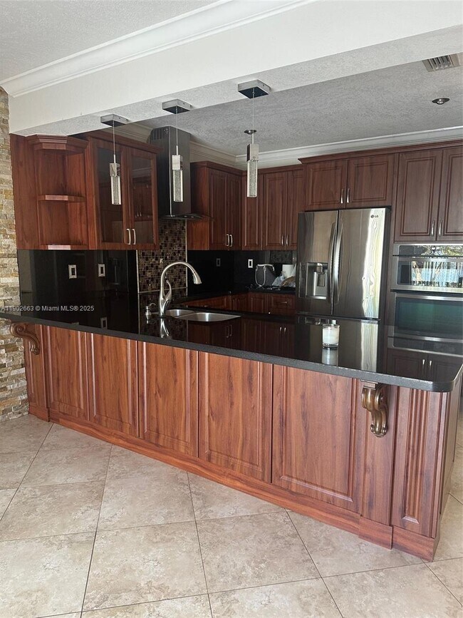 Foto del edificio - 14839 SW 9th Ln