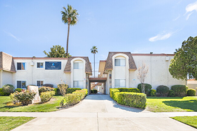 Building Photo - Cambria Park Apartments