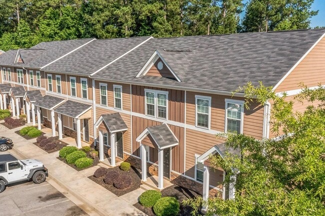 Building Photo - Adderman Point- 2 bed/2.5 bath Apartment