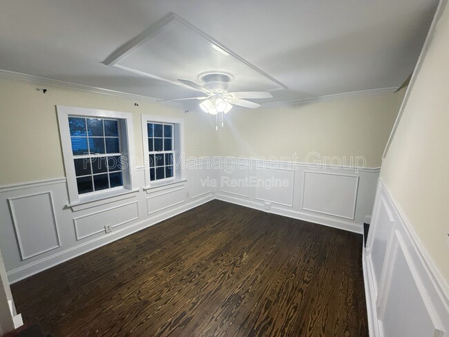 Building Photo - 70 Radcliffe St