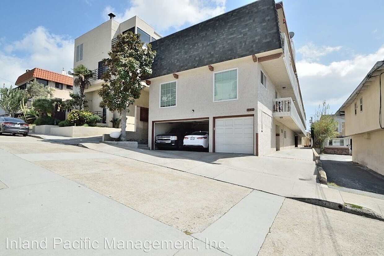 Primary Photo - 682 4th St