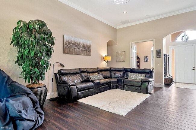 Building Photo - 5 br, 3 bath House - 10456 Cypress Lakes P...