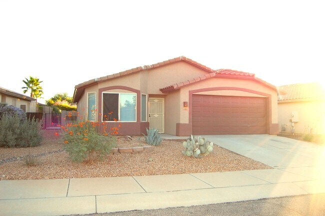 Foto del edificio - 8838 N Mesquite Bluffs Pl