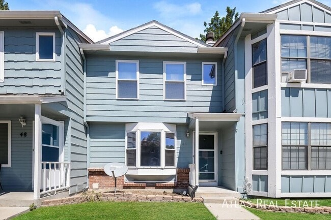 Foto del edificio - 8168 Washington St