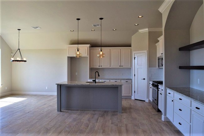 Foto del edificio - 6540 Bentley Dr