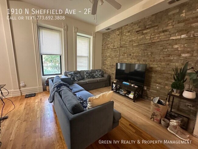 Foto del edificio - 1910 N Sheffield Ave