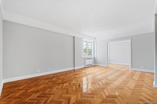 Building Photo - 45 Popham Rd