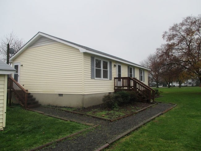 Building Photo - Bealeton Home for rent